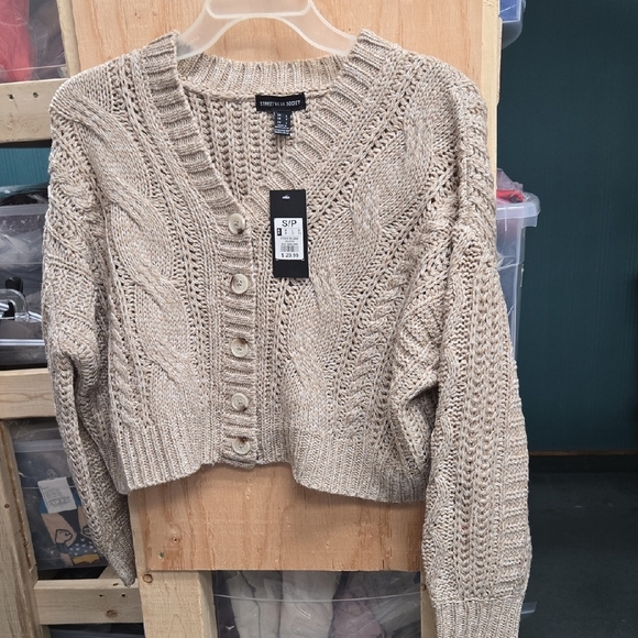 Streetwear Society Sweaters - Streetwear Society Size S Beige Cropped Button Down Knit Cardigan